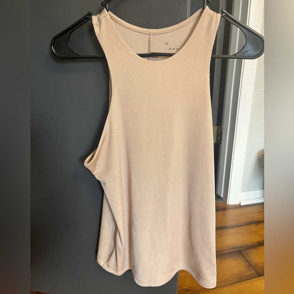 Women’s Ribbed Tank Top